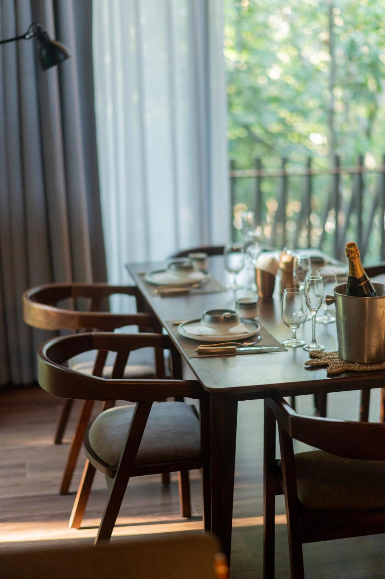 Готель Piece Lio From Japan Managed By H Hospitality Group Ель-Нідо Екстер'єр фото