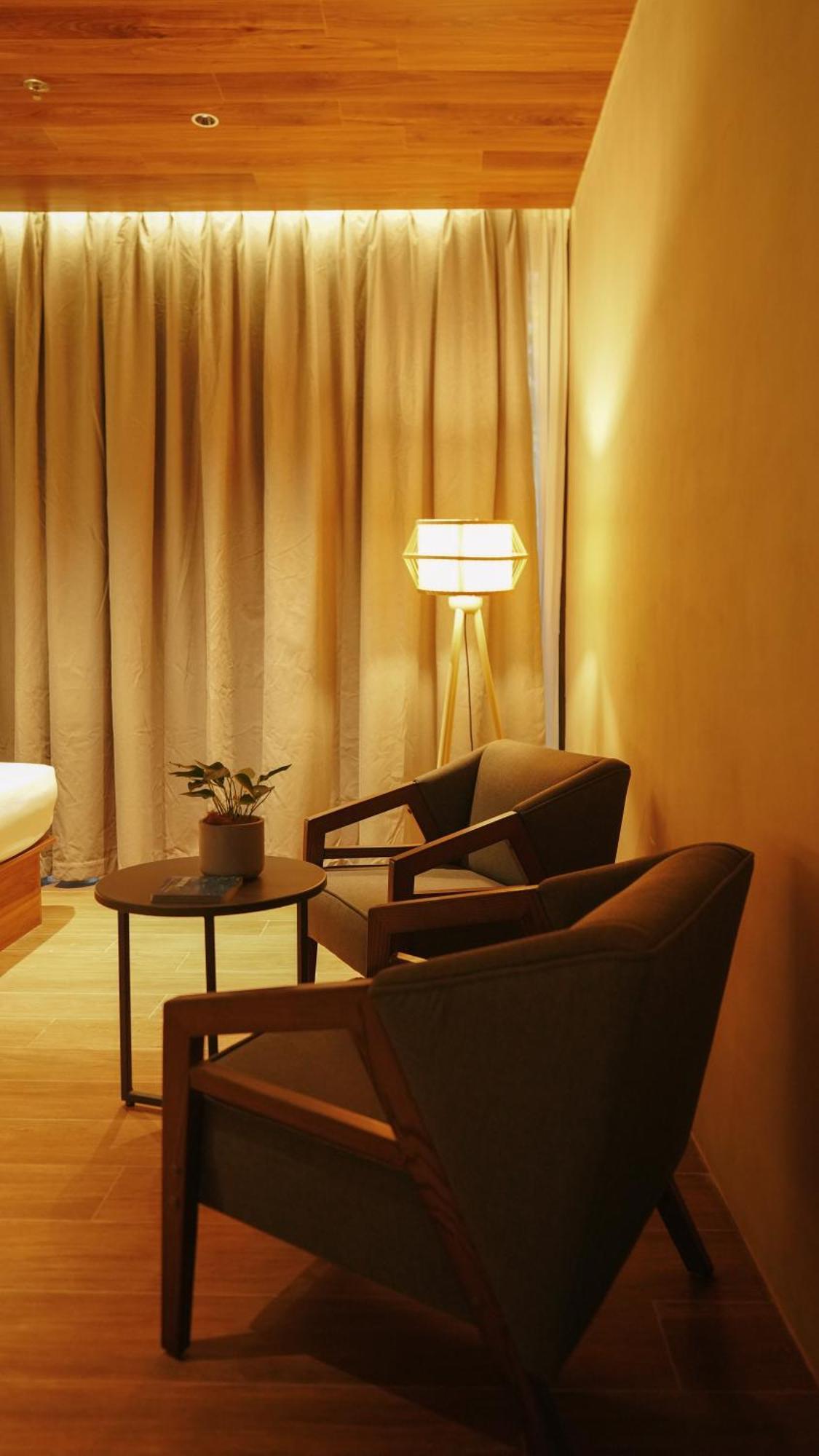 Готель Piece Lio From Japan Managed By H Hospitality Group Ель-Нідо Екстер'єр фото